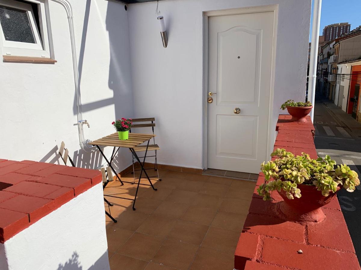Апартаменты Apartamento Con Terraza Y Parking Privado Паламос Экстерьер фото
